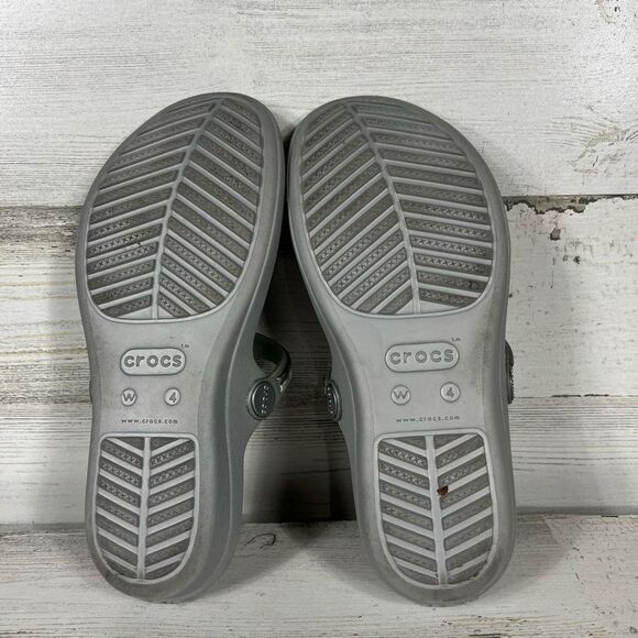 Crocs Sanrah Women's Metal Block Dual Comfort Gray Sandals Size 4 - Picture 6 of 6